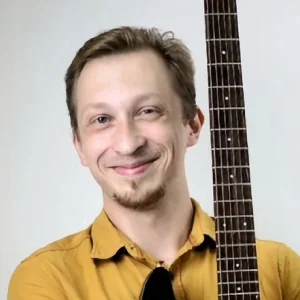 Михаил Родионов